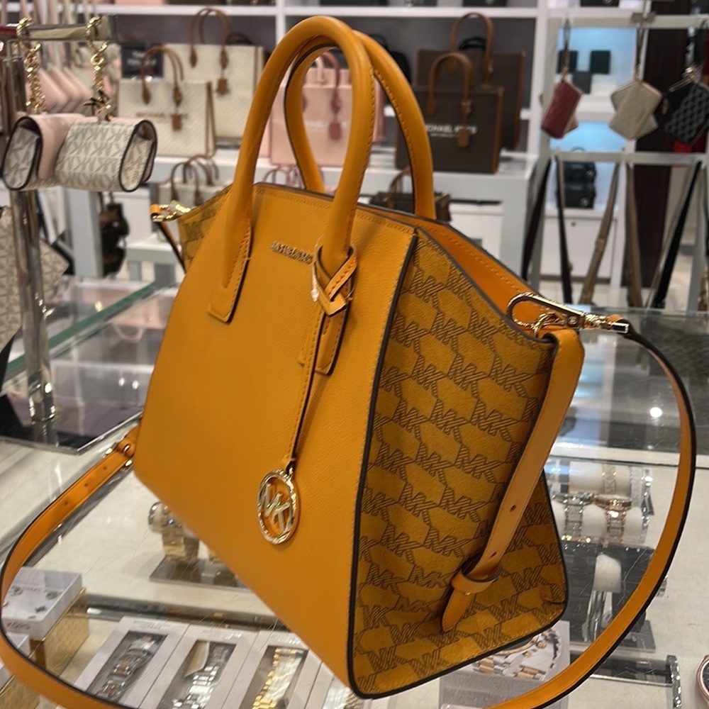 Michael Kors Avril Large Top Zip Satchel Shoulder Bag
Honeycomb - Picture 14 of 16